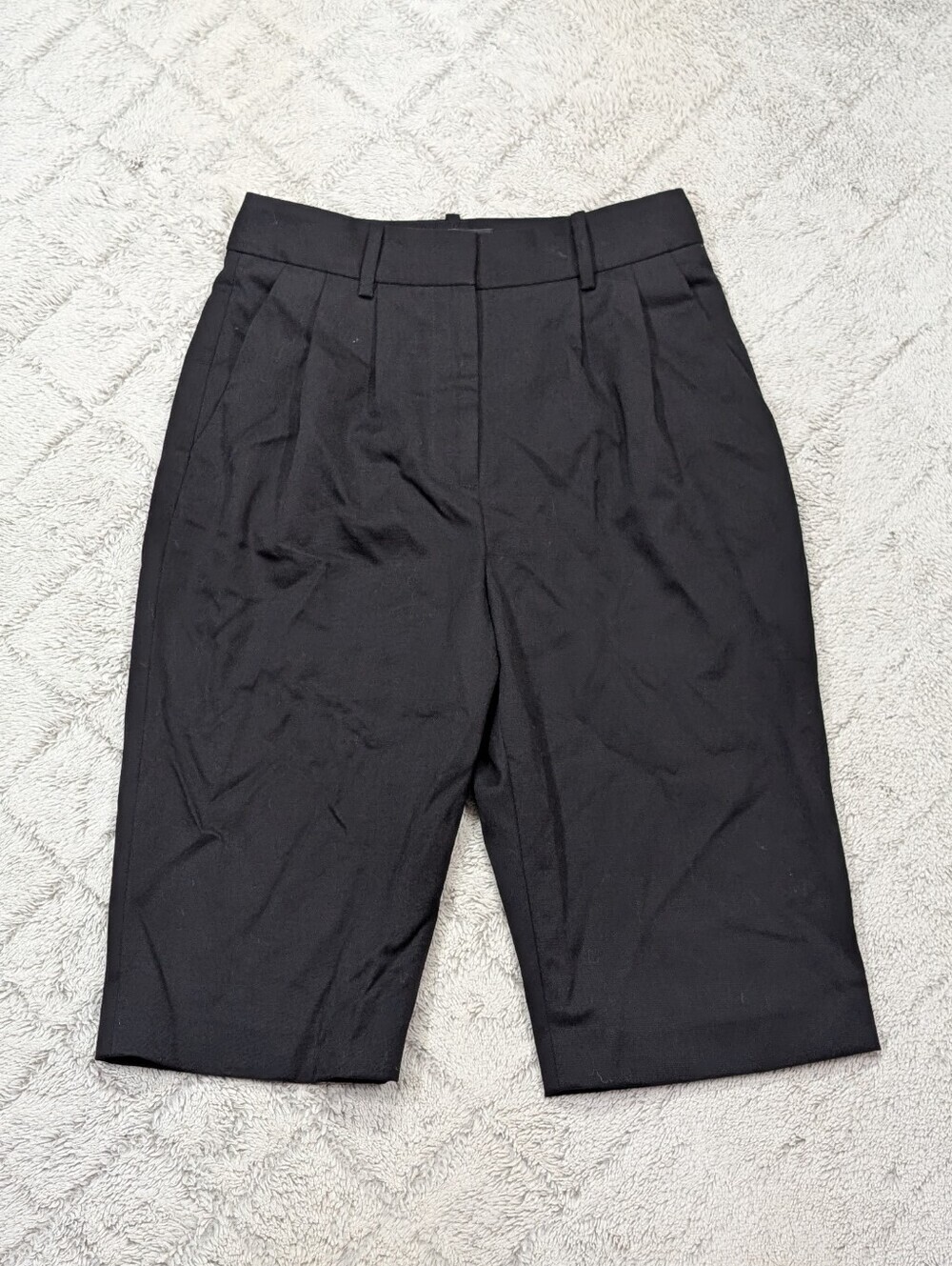 Nili Lotan Shorts Womens 2 Black Ella Pleated Virgin Wool Bermuda Work Office